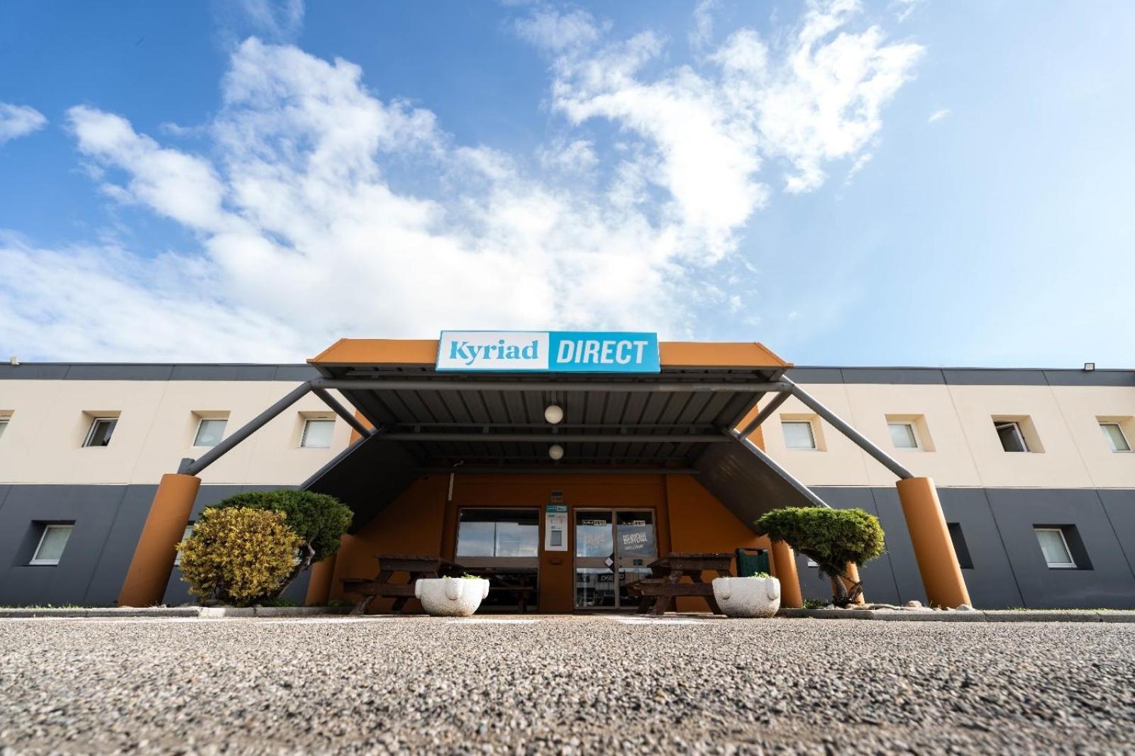 Kyriad Direct Brignoles - Provence Verte Bagian luar foto